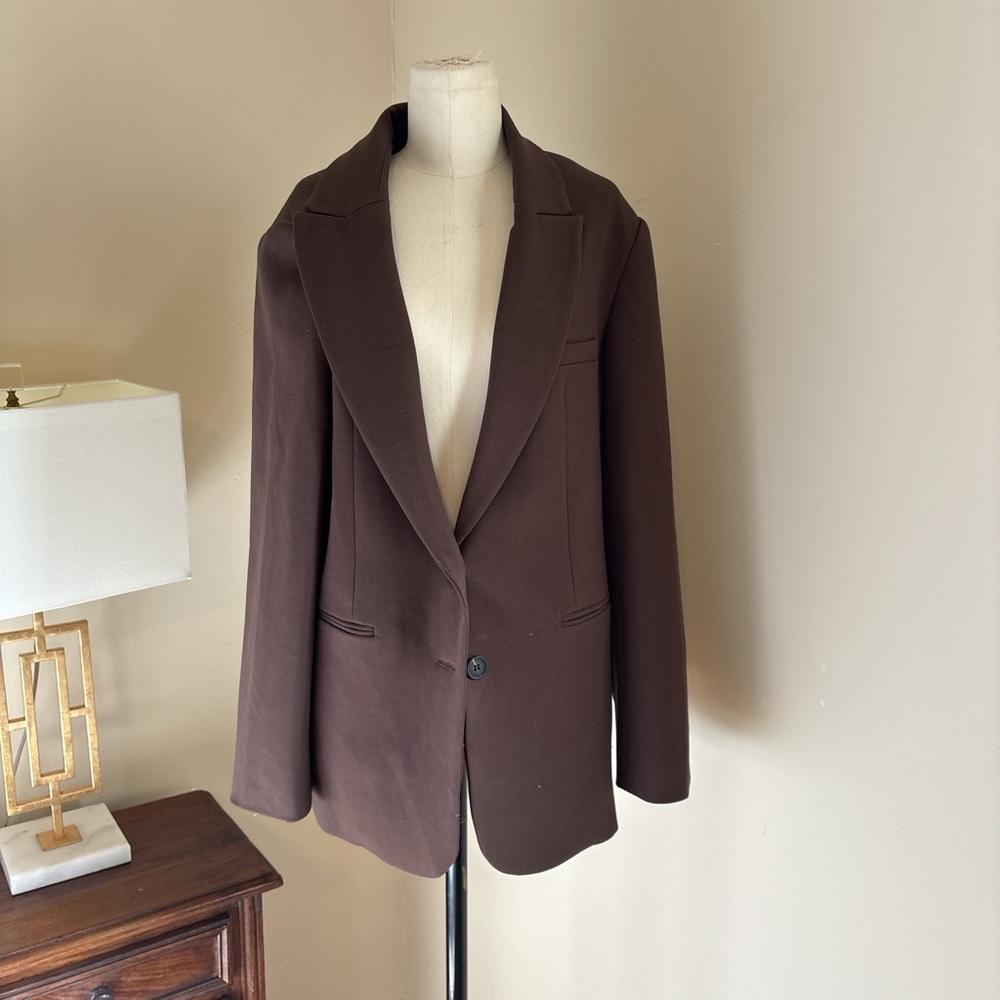 Chic Women's Blazer